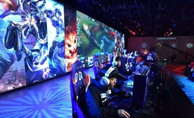 烈的联赛中 烈的联赛中