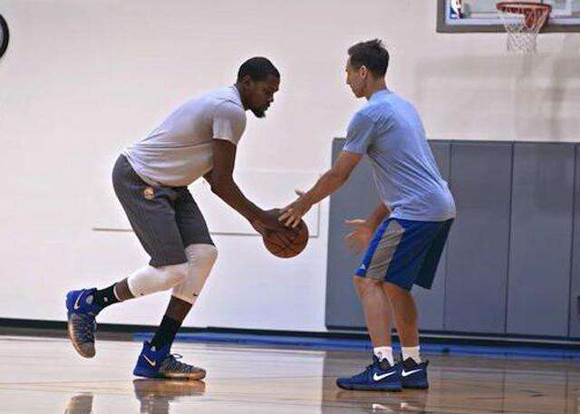 疯狂换字母 疯狂换字母